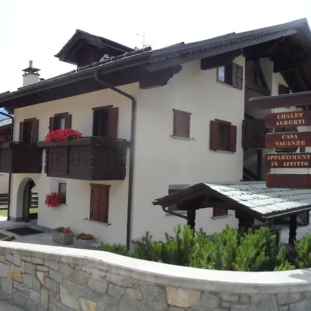 Apartment Alberti *