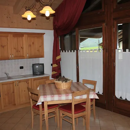 Alberti * بورمْيو